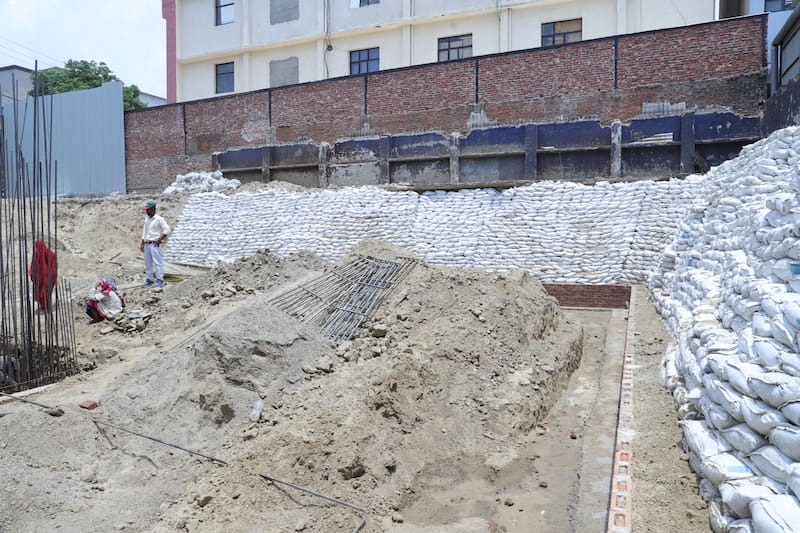 Podium Deck Slab Casting & Reinforcement