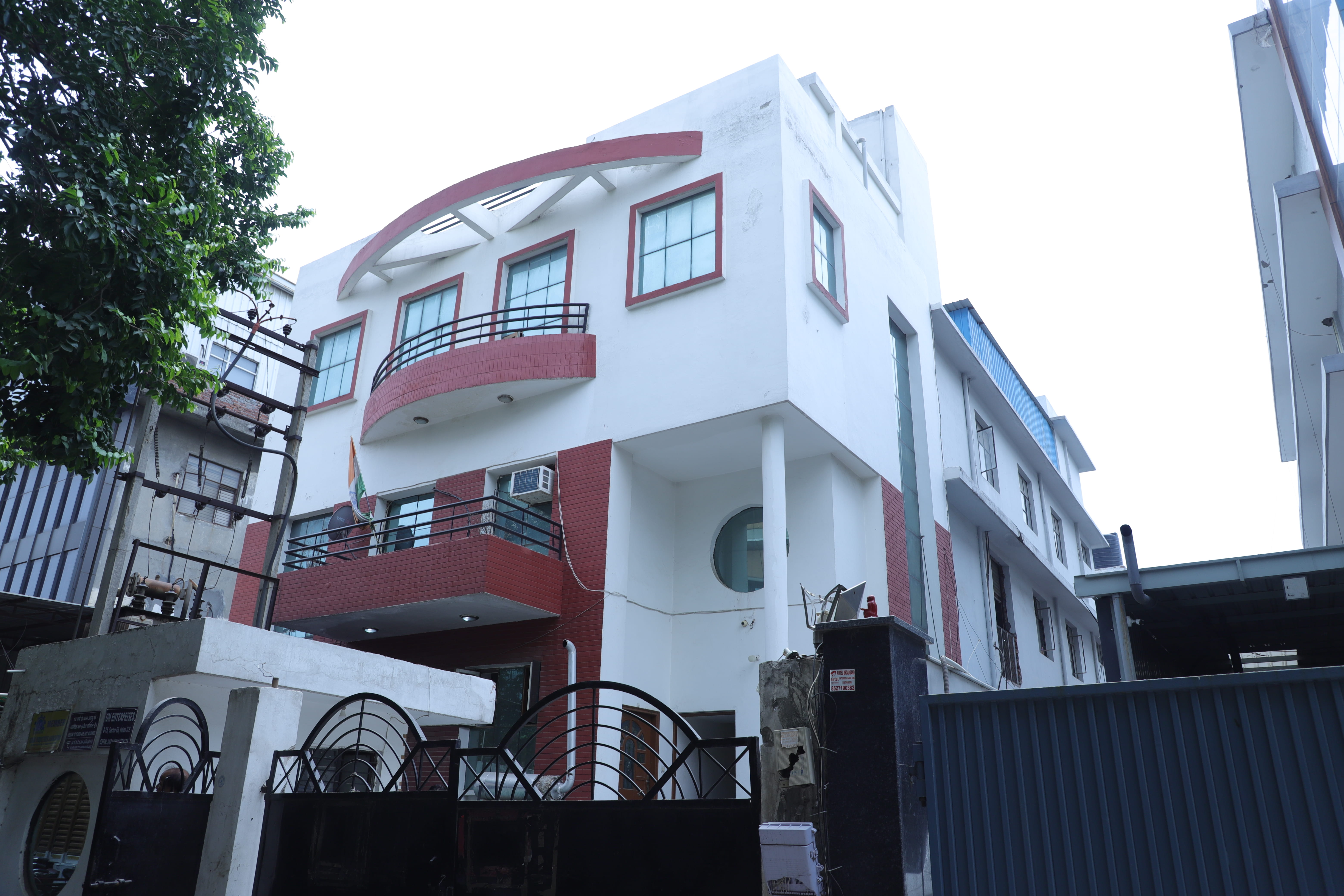 Grand Entrance Arch & Boundary Wall Masonry